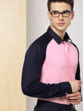 Load image into Gallery viewer, Men Pink &amp; Navy Blue Slim Fit Knitted Stretchable Semiformal Shirt
